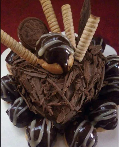 Torta full de chocolate y pirulin
