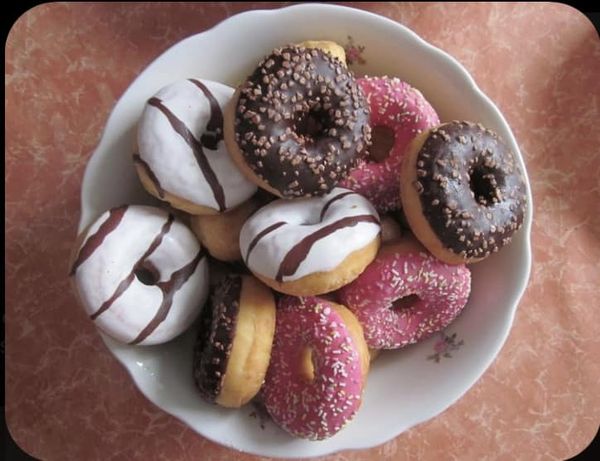 Donas y Bombas